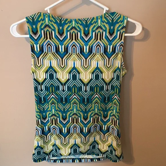 Calvin Klein top - Picture 3 of 4